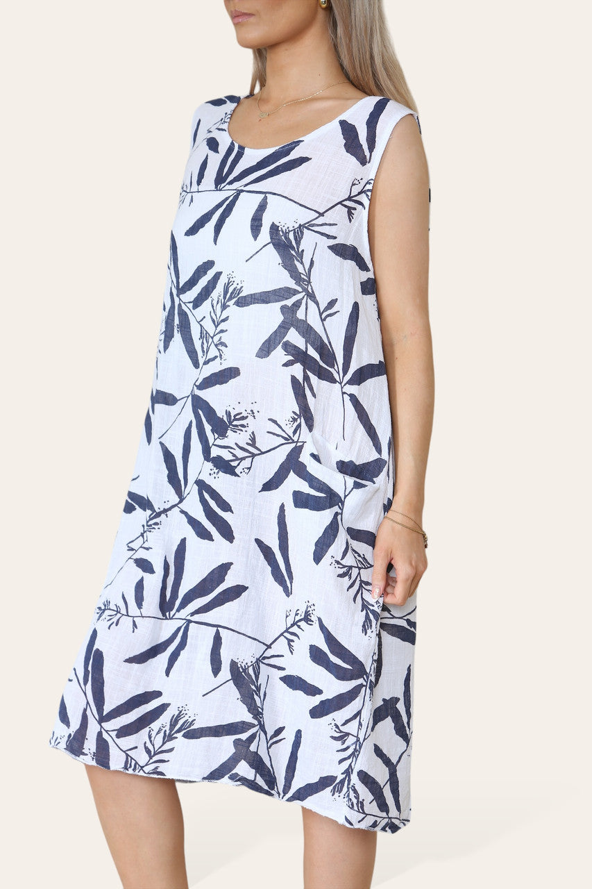 WITTE MOUWLOZE JURK MET BLADSCHADUWPRINT