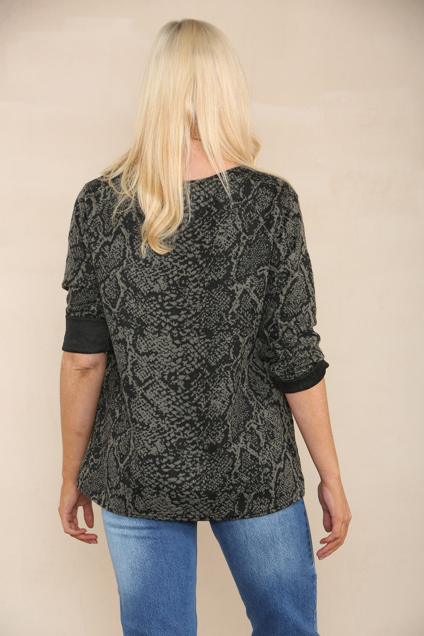 ANIMAL PRINT LONG SLEEVE TOP KHAKI