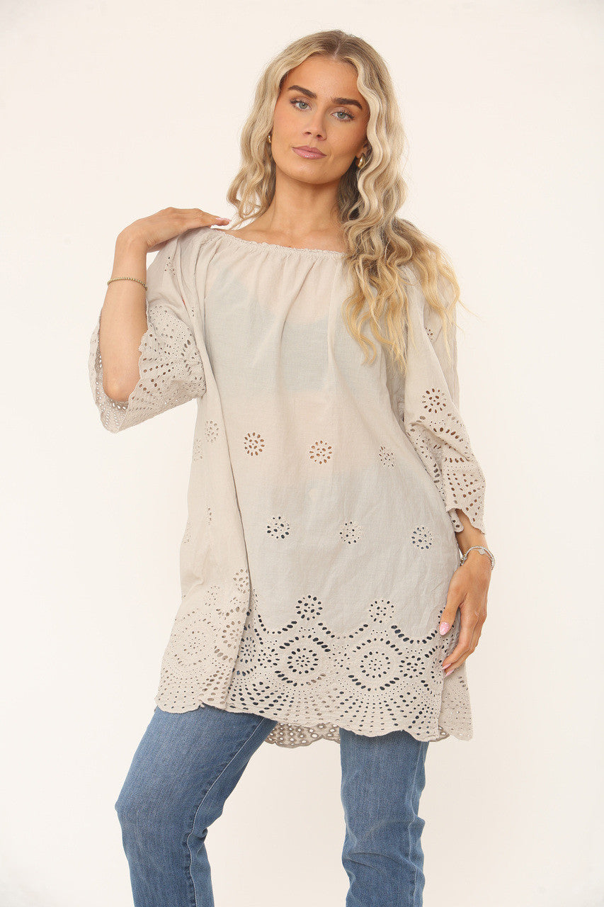 OFF-THE-SHOULDER TOP MET OOGJESDESIGN - STONE
