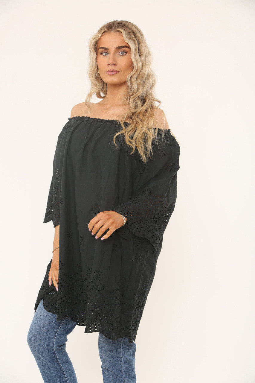 OFF-THE-SHOULDER TOP MET OOGJES - ZWART