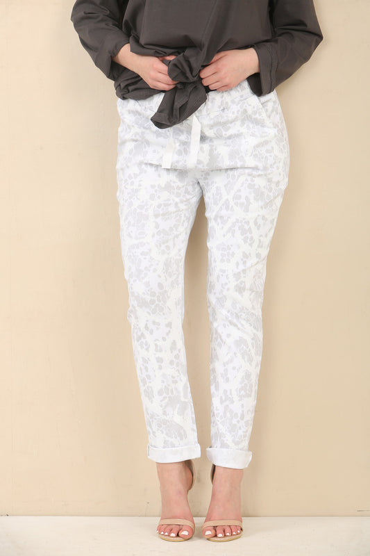 ABSTRACT ANIMAL PRINT ELASTICATED MAGIC STRETCH STYLE TROUSER - WHITE