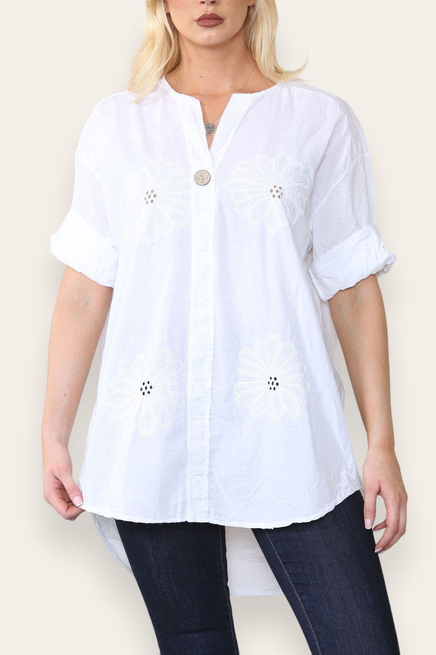 BRODERIE ANGLAISE SHIRT MET V-HALS WIT