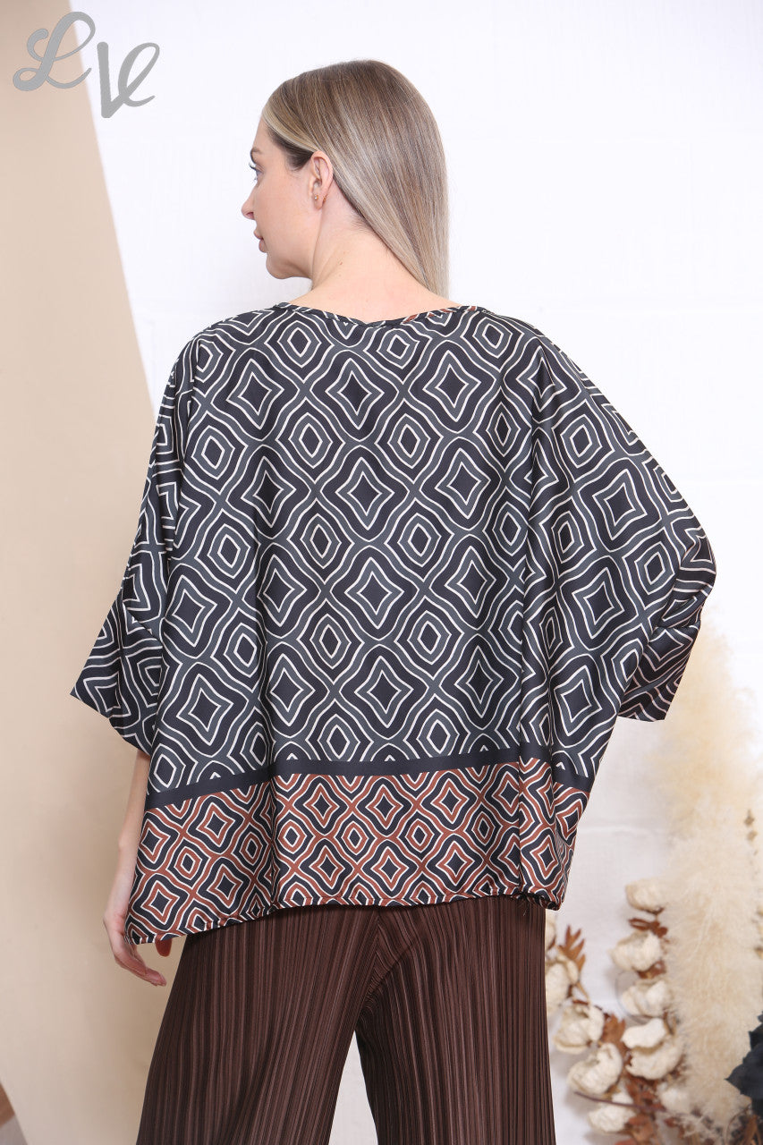Ladies Geometric Print Batwing Blouse Top Black