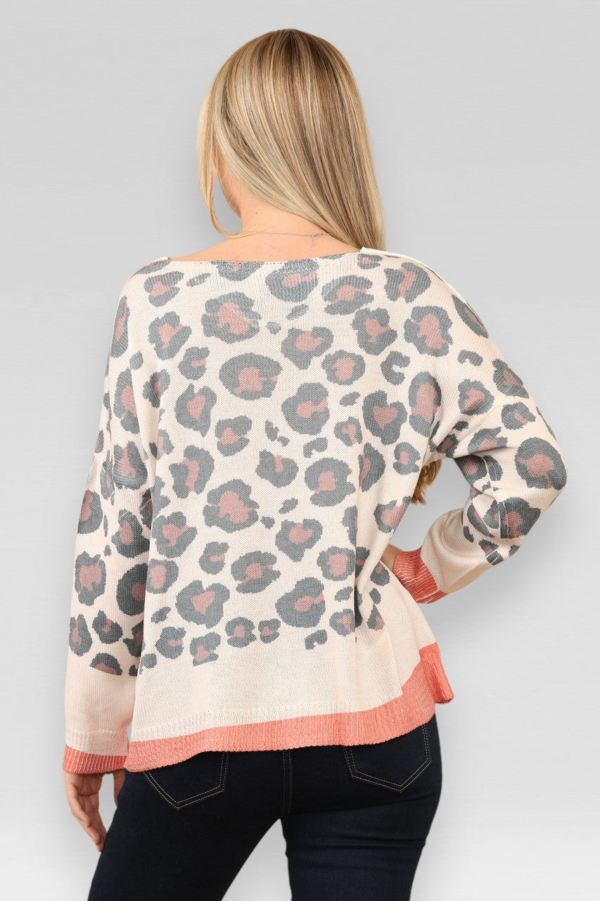 GEBREIDE GLANZENDE TOP MET LUIPAARDPRINT IN STEENKLEUR