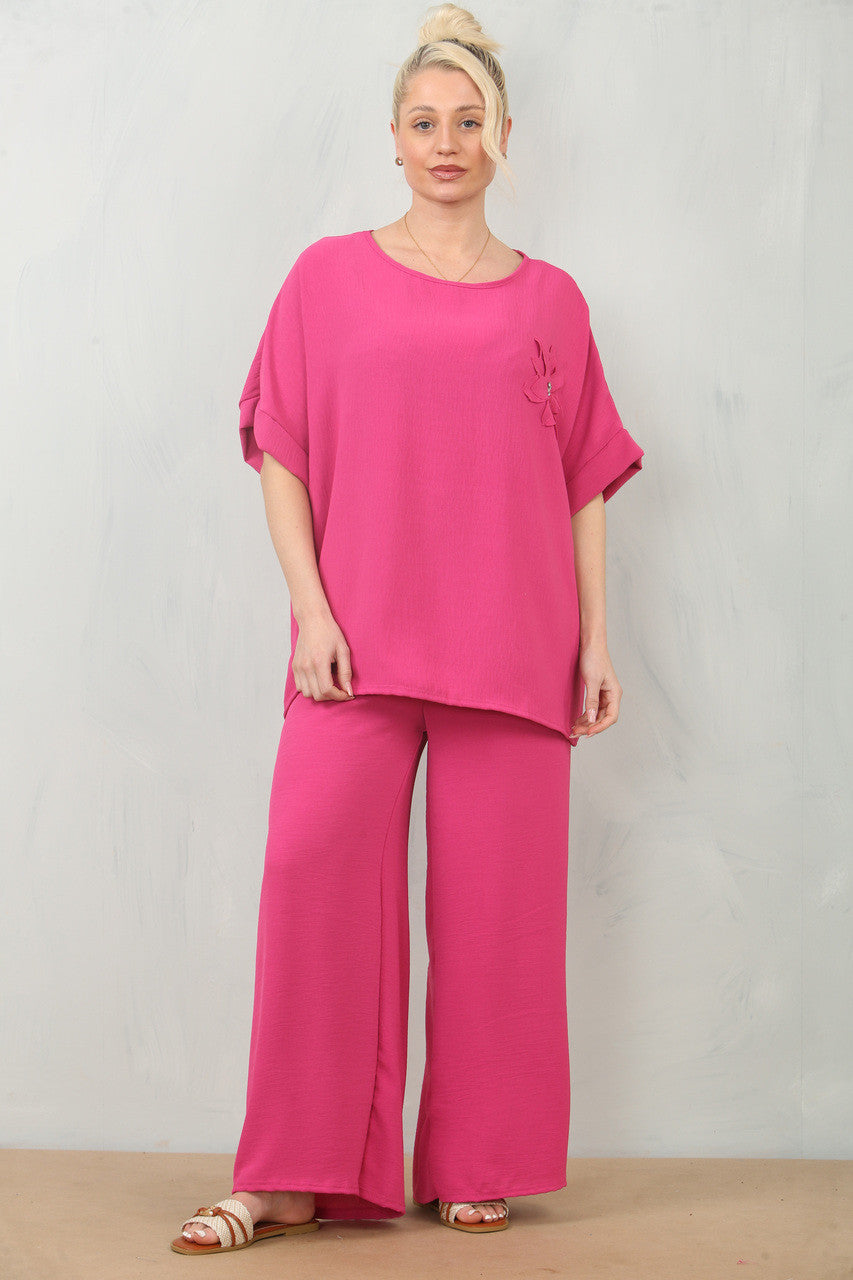 LUCHTIGE BLOEMEN CORSAGE TOP & BROEK SET - CERISE