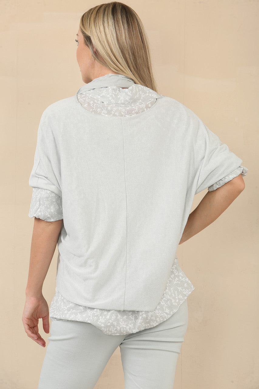 2-IN-1 SHIRT MET BLADERENPRINT, TRUI & SJAAL - ZILVERGRIJS