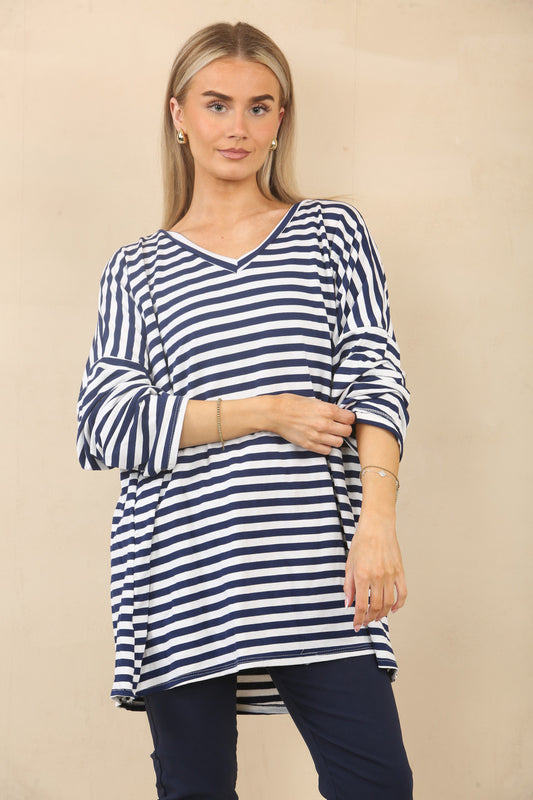 GESTREEPTE V-HALS TOP MET LANGE MOUWEN - MARINEBLAUW