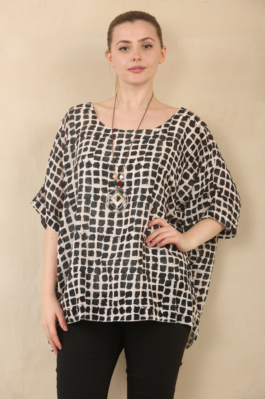 VIERKANTE TEXTUUR BATWING TOP MET KETTING - ZWART