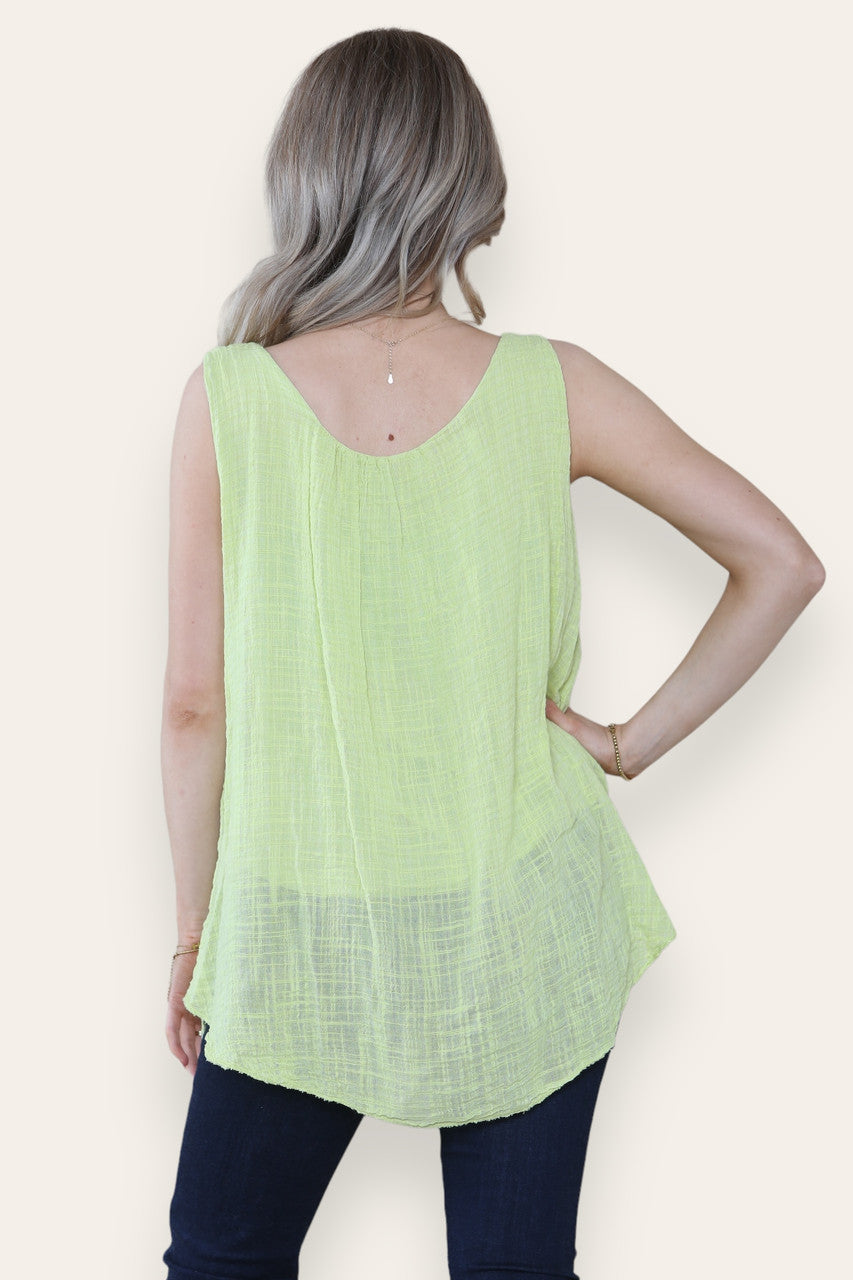 SLEEVELESS VEST TOP WITH NECKLACE LIME
