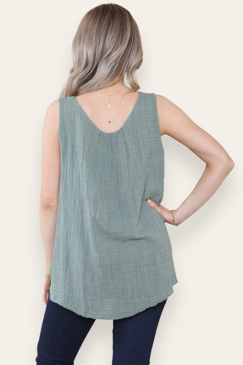 SLEEVELESS VEST TOP WITH NECKLACE KHAKI