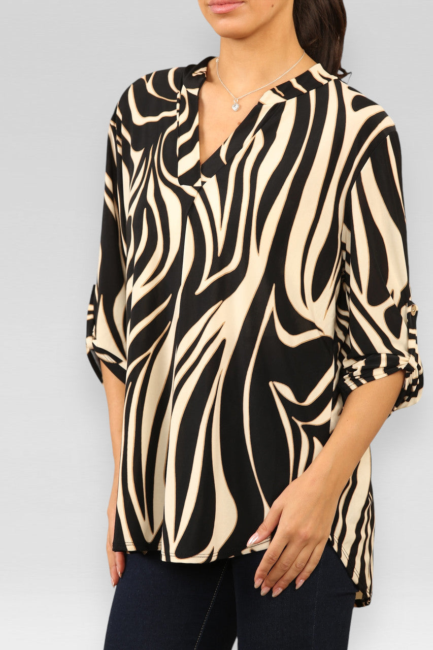 MARMERPRINT BLOUSE TOP MET V-HALS ZWART