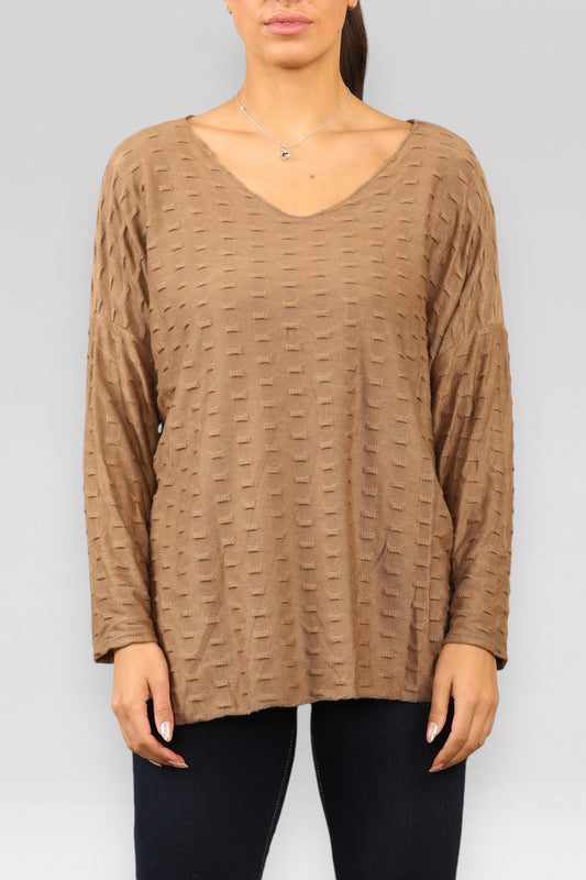 EMBOSSED PRINT TOP TAN