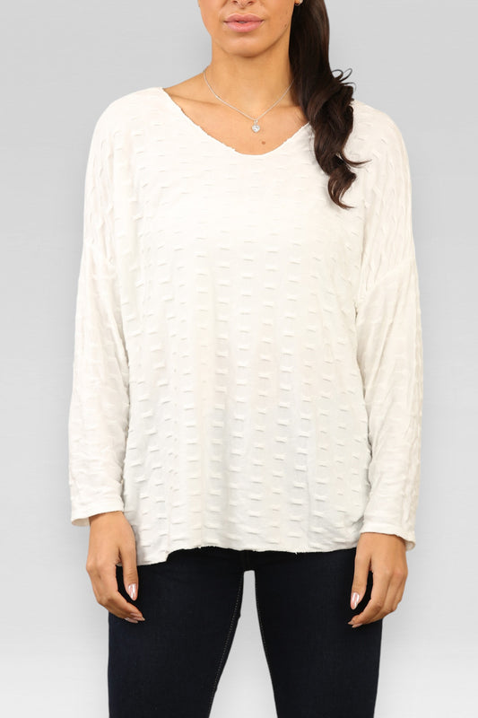 EMBOSSED PRINT TOP WHITE