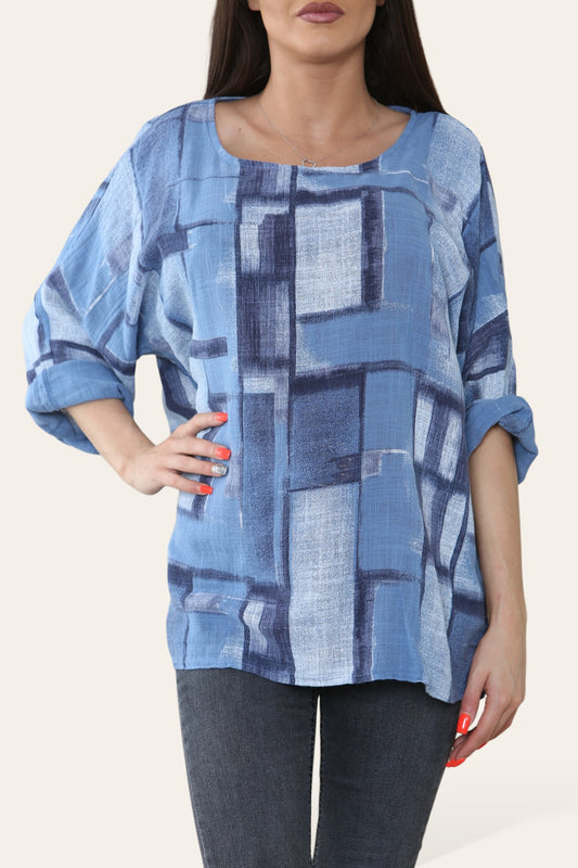 VIERKANTE GEOMETRISCHE VORMEN PRINT TOP DENIM