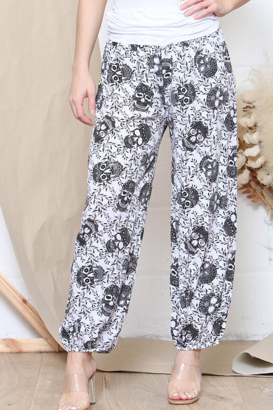 Damesbroek met doodshoofdprint in zigeunerstijl Wit