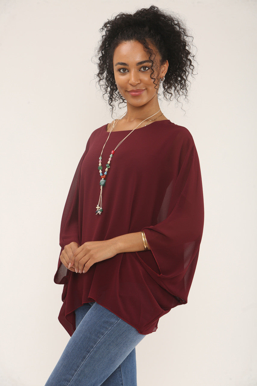 VLEERMUISMOUW BLOUSE MET KETTING - BORDEAUXROOD