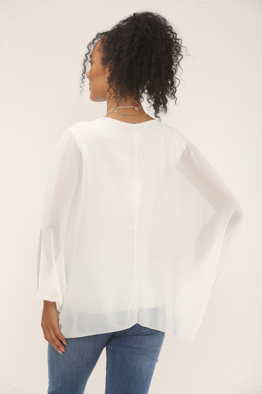 BATWING BLOUSE MET KETTING - CRÈME