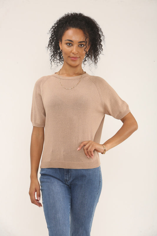 RONDE HALS ZACHT GEBREIDE TOP - CAMEL