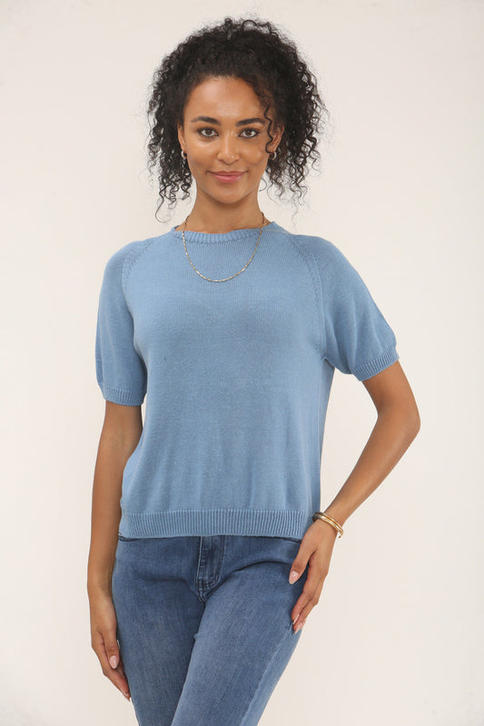 RONDE HALS ZACHT GEBREIDE TOP - DENIM