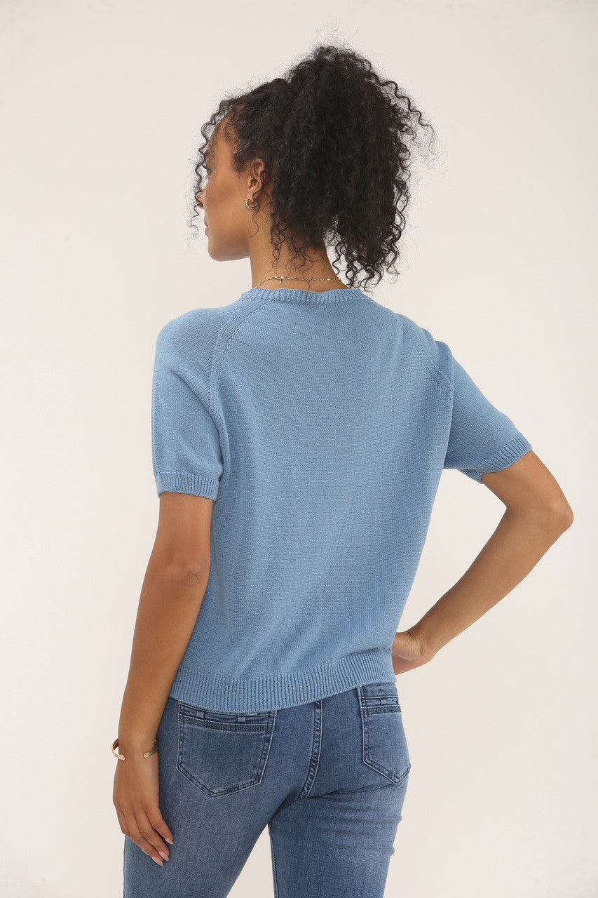 RONDE HALS ZACHT GEBREIDE TOP - DENIM