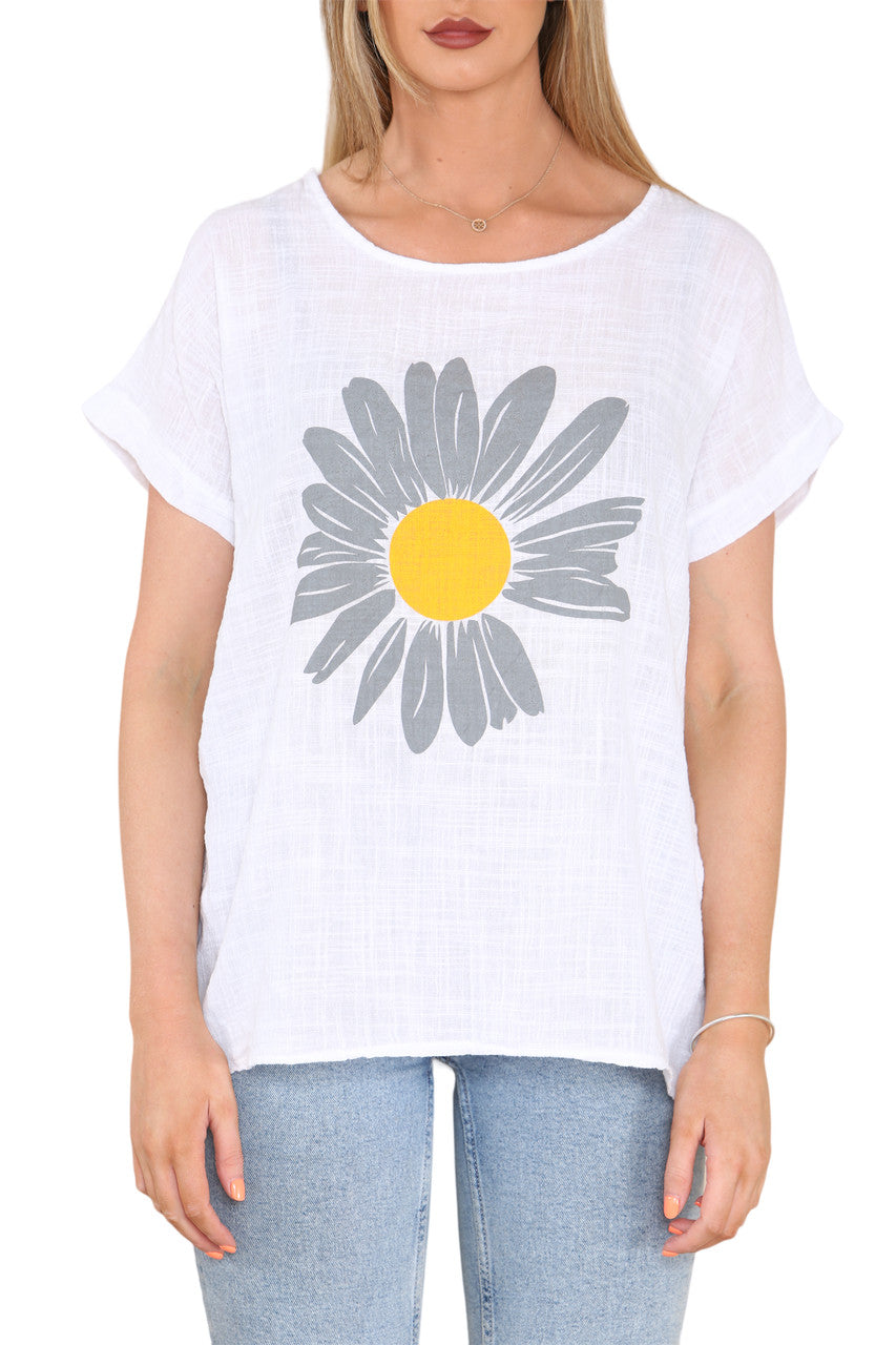 DAISY FLOWER GRAPHIC TOP WHITE