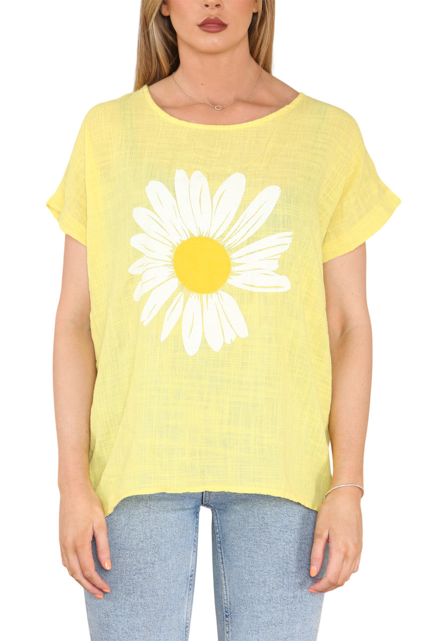 DAISY FLOWER GRAPHIC TOP LEMON