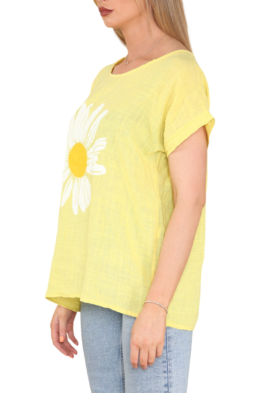 DAISY FLOWER GRAPHIC TOP LEMON