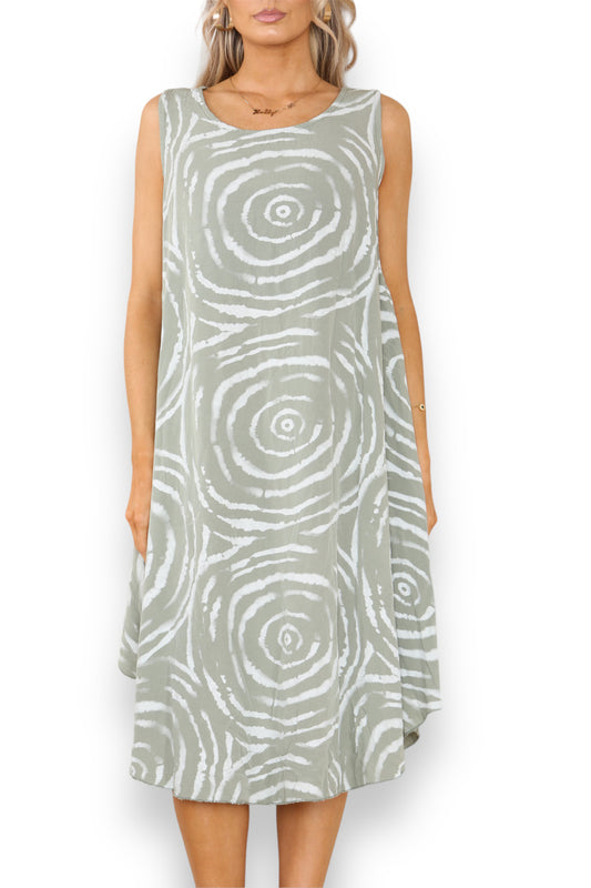 Dames mouwloze jurk met wervelprint kaki
