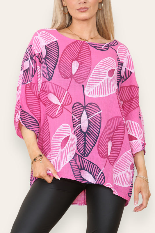 ABSTRACT LEAF PRINT TOP CERISE