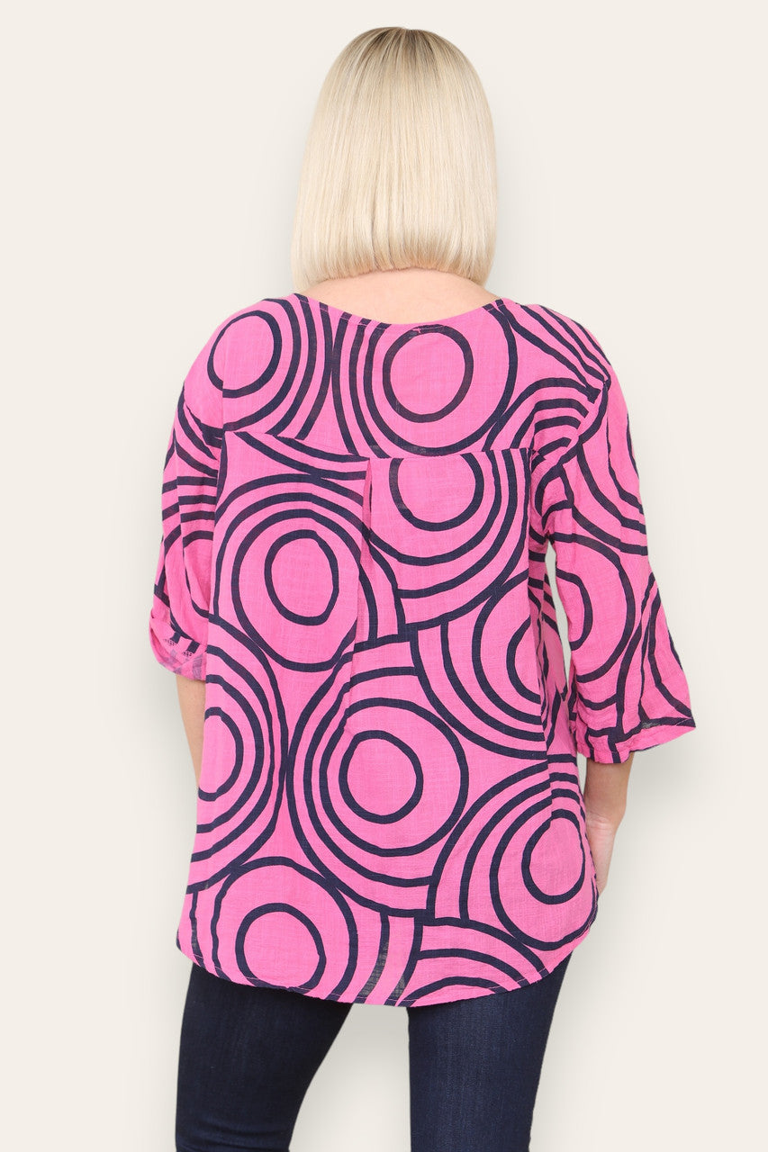 CIRCLE SWIRL PRINT GRANDAD COLLAR BUTTON FRONT TOP CERISE