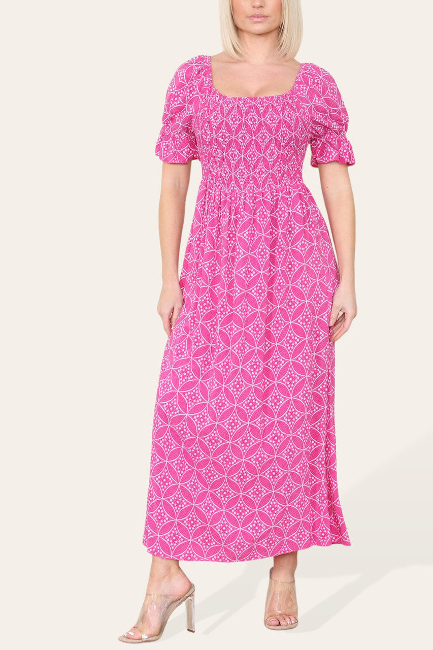 MAXIJURK MET BARDOT-HALS, GEOMETRISCHE BLOEMPRINT EN CERISE KLEUR