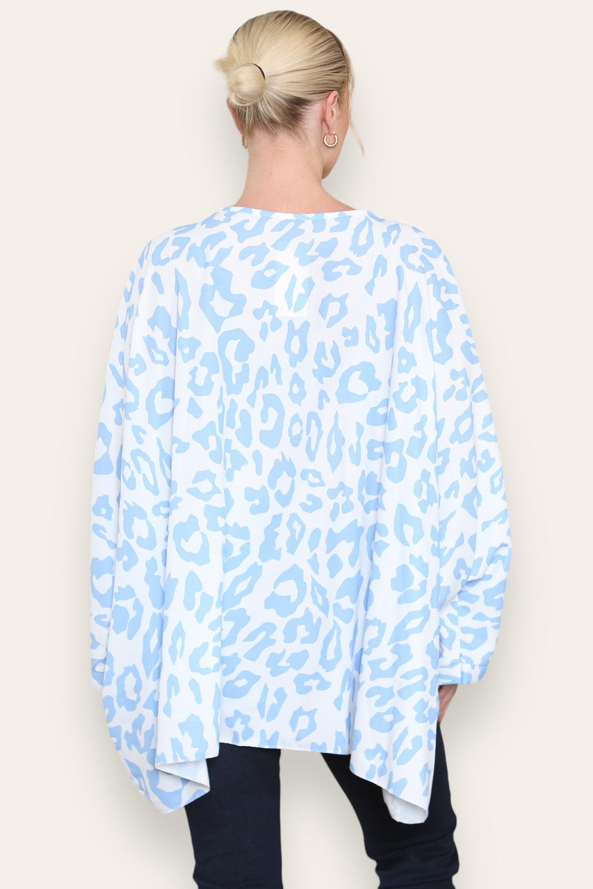 BATWING LEOPARD PRINT TOP BLUE