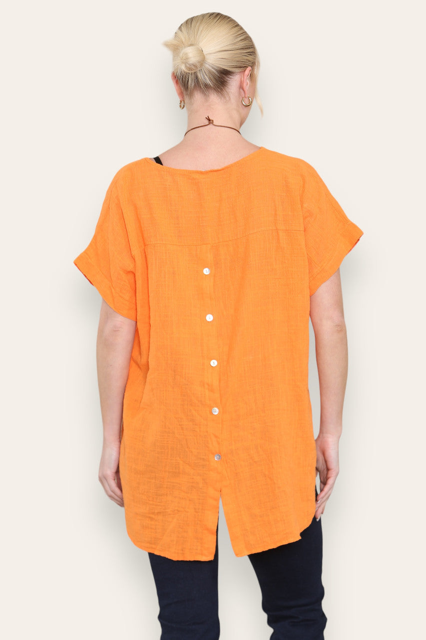 BUTTON BACK DETAIL TOP WITH NECKLACE ORANGE