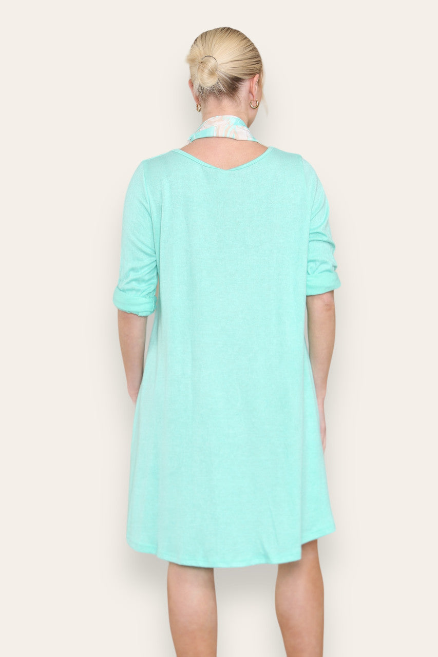 PLAIN FINE KNIT DRESS WITH PRINTED SILKY SCARF MINT GREEN