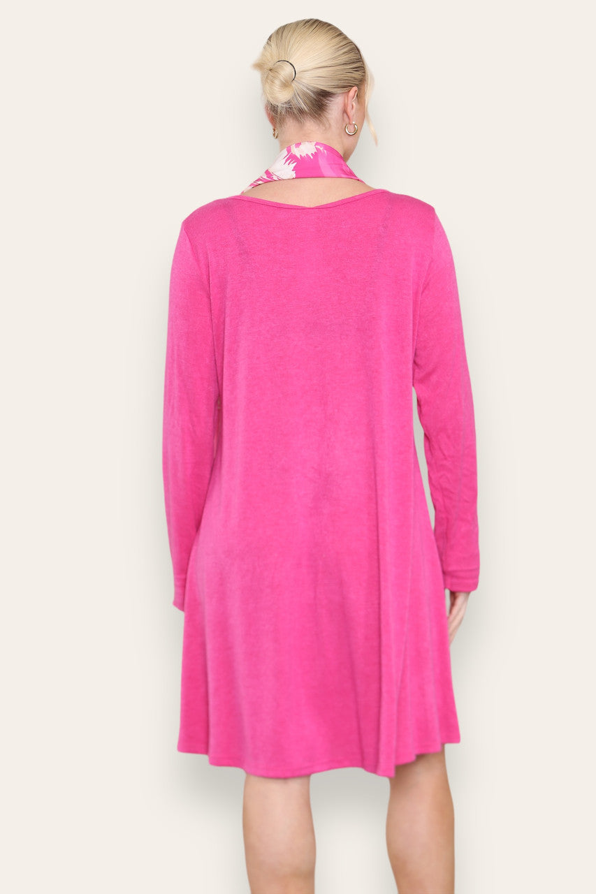 PLAIN FINE KNIT DRESS WITH PRINTED SILKY SCARF CERISE