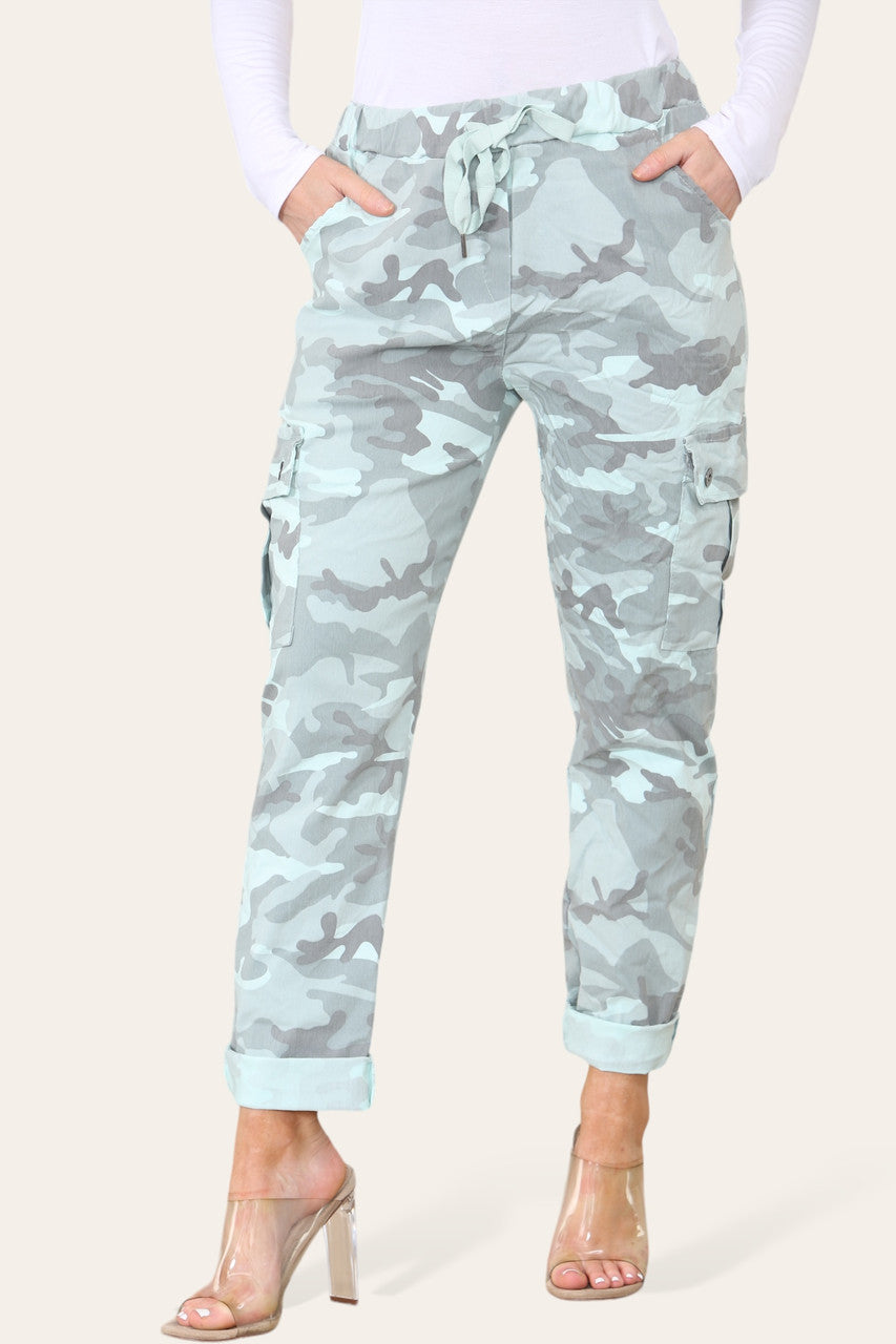 CAMOUFLAGE PRINT MAGIC COMBAT TROUSERS MINT