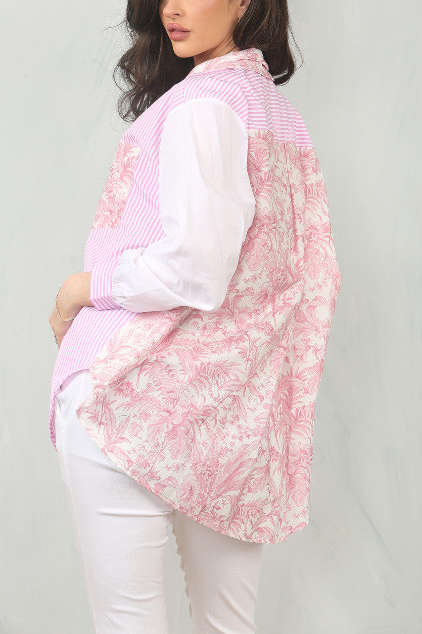 BLOUSE MET BLADPRINT EN CONTRASTERENDE PANDEN - ROZE