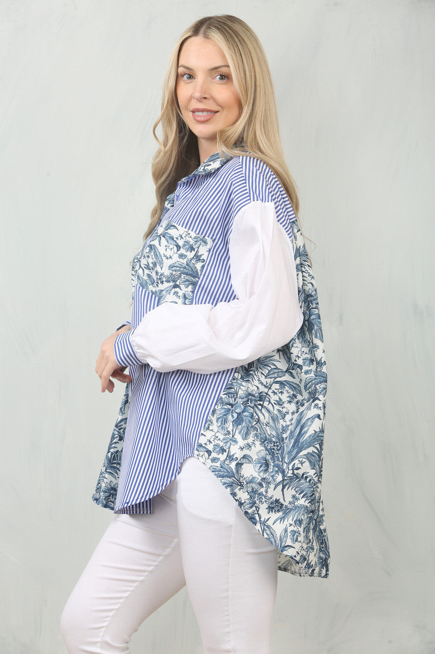 BLAUW SHIRT MET BLADSTREEP IN CONTRASTEREND PANEEL
