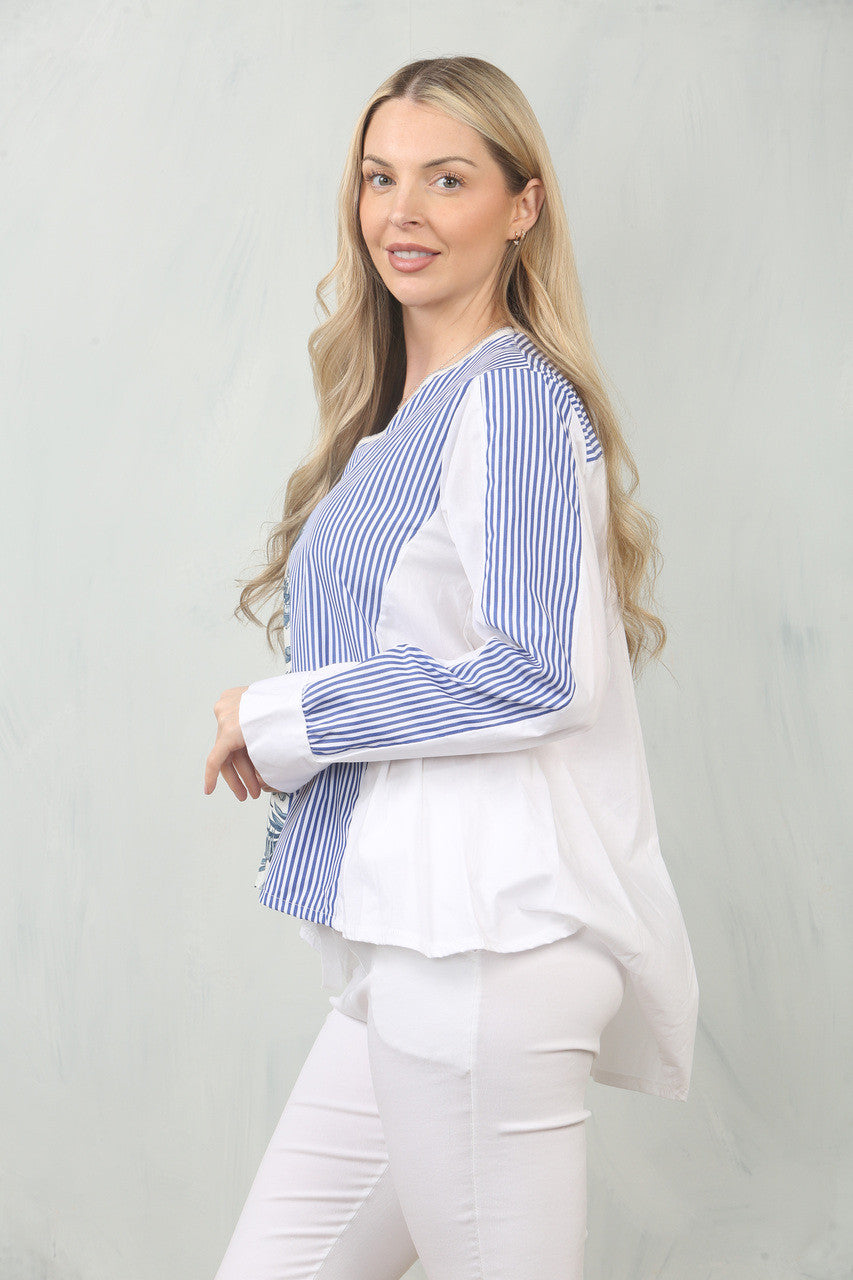 BLOUSE TOP MET BLADSTREEP EN CONTRASTEREND PANEEL - BLAUW