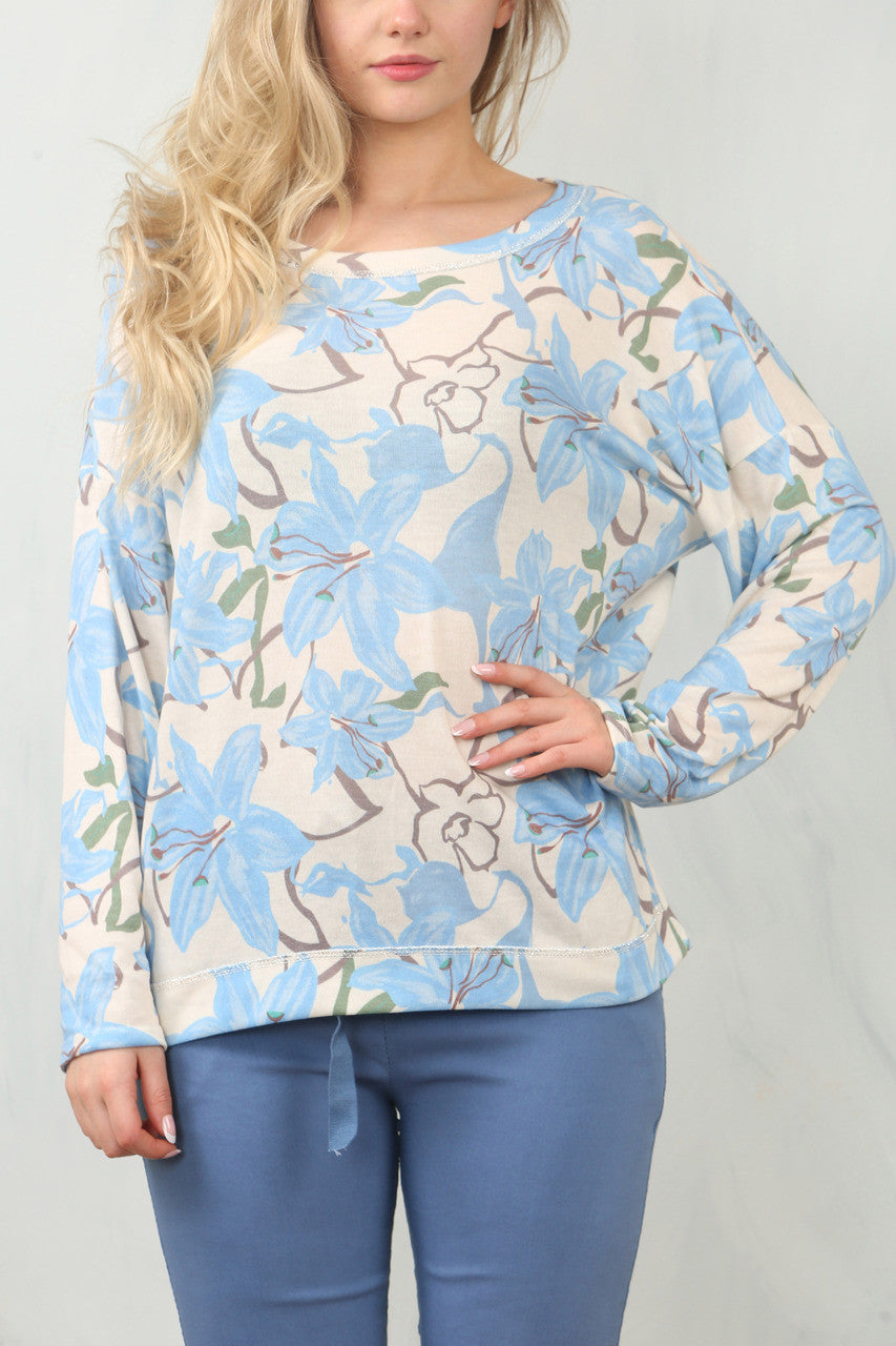 TOP MET LANGE MOUWEN EN LELIEPRINT - BLAUW