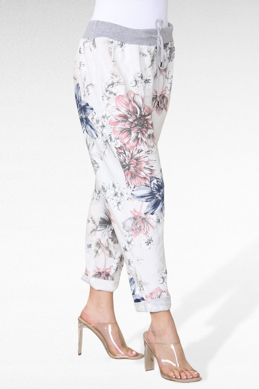JOGGINGBROEK MET BLOEMENPRINT - WIT