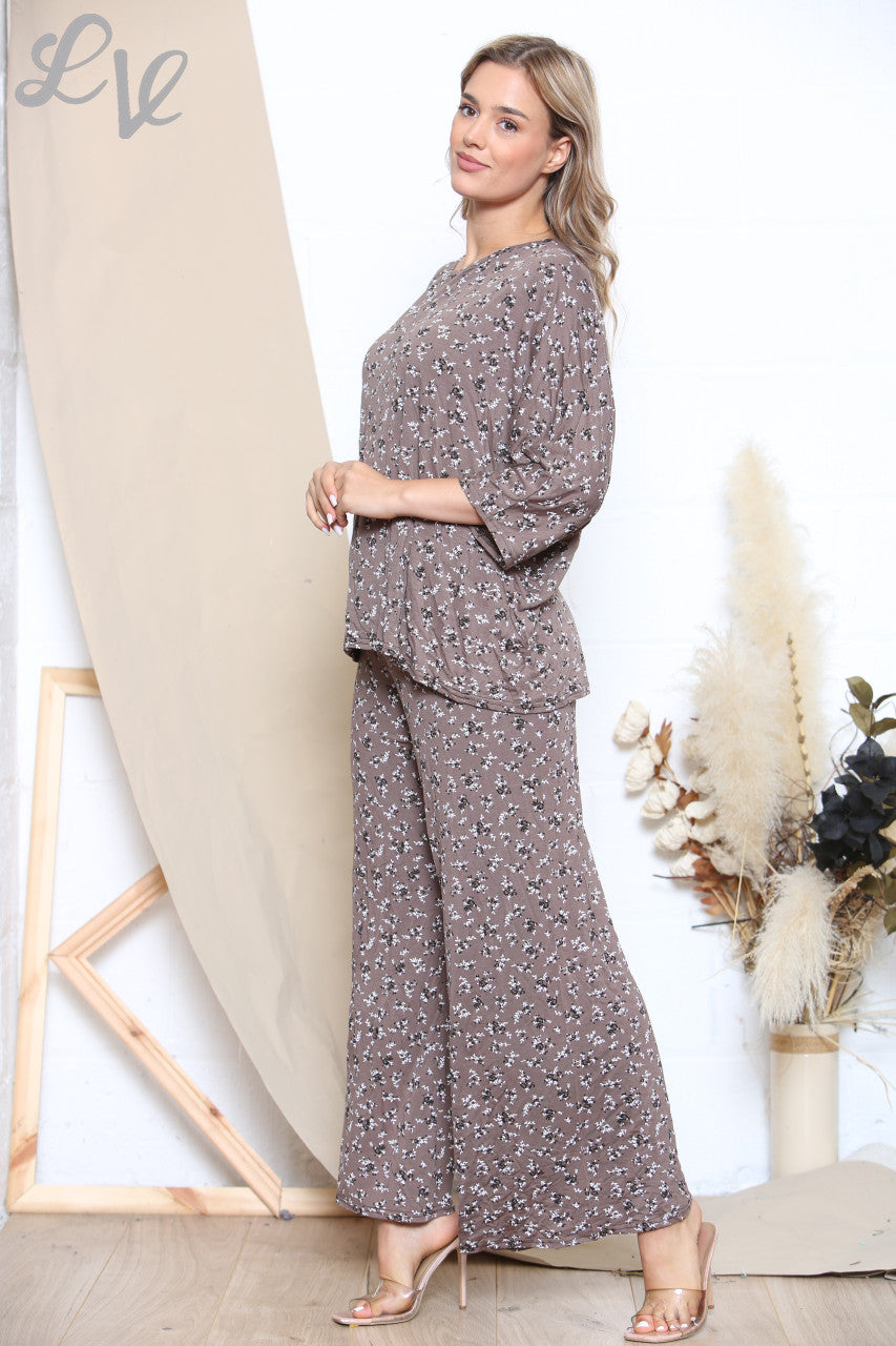 Ladies Ditsy Print Top & Trouser Set Taupe