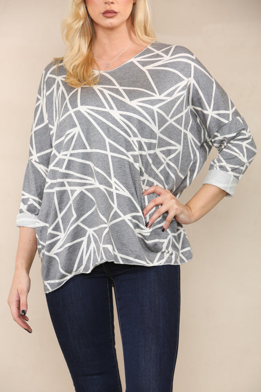 GEOMETRIC LINES FINE KNIT TOP GREY
