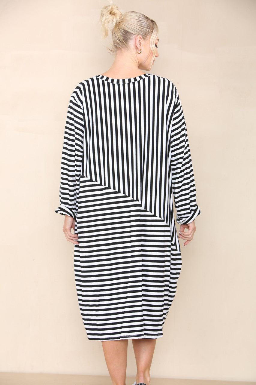 CONTRAST STRIPED DRESS BLACK