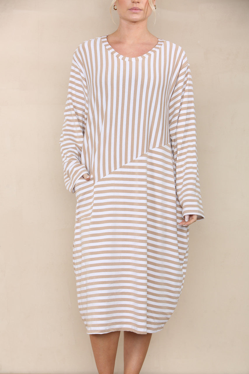 CONTRAST STRIPED DRESS CAMEL