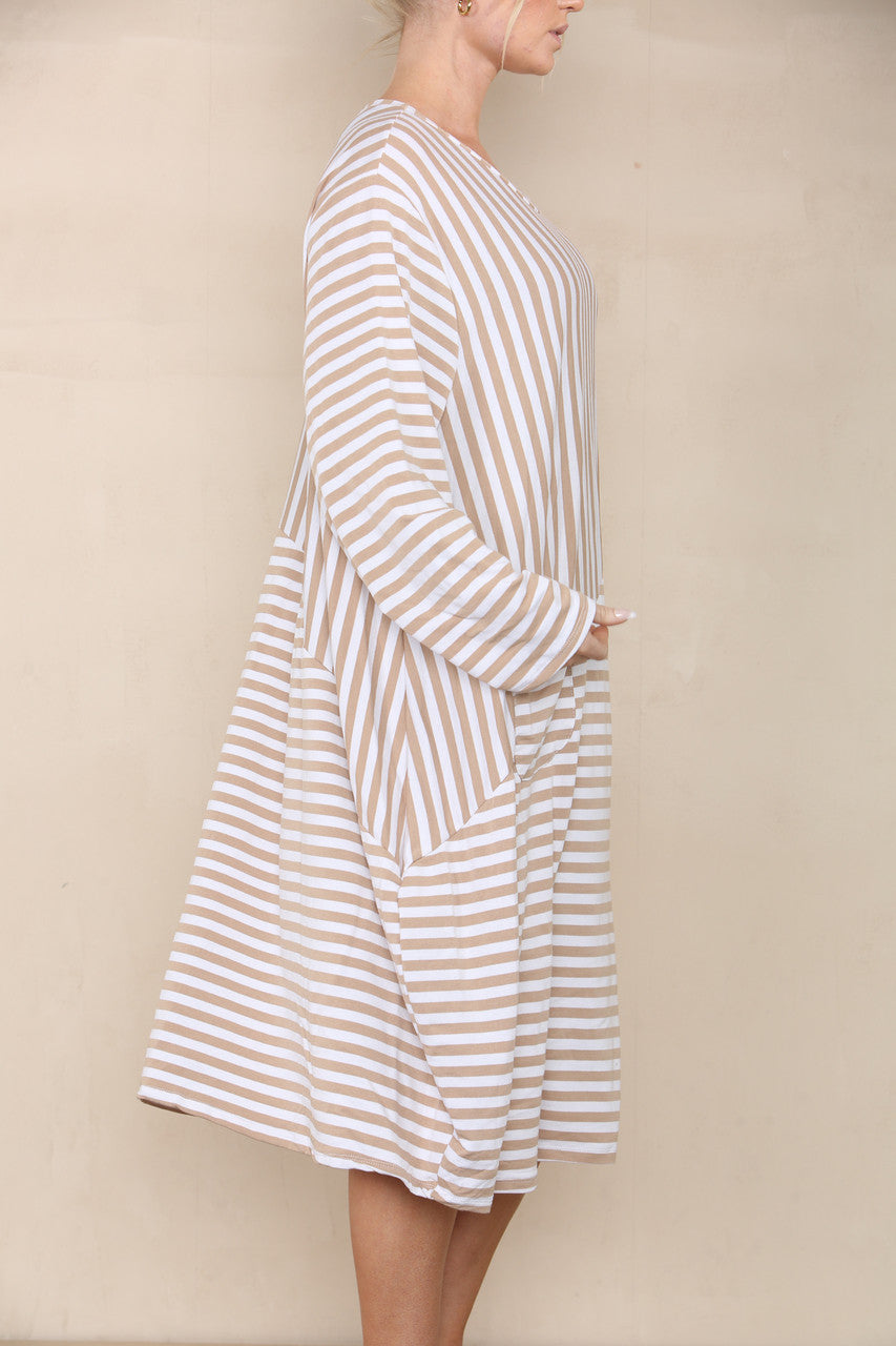 CONTRAST STRIPED DRESS CAMEL