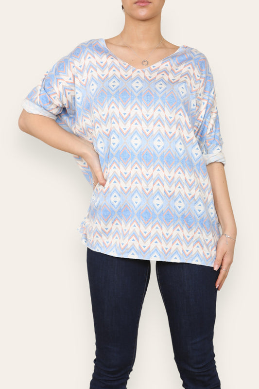 GEOMETRIC AZTEC PRINT FINE KNIT TOP LIGHT BLUE
