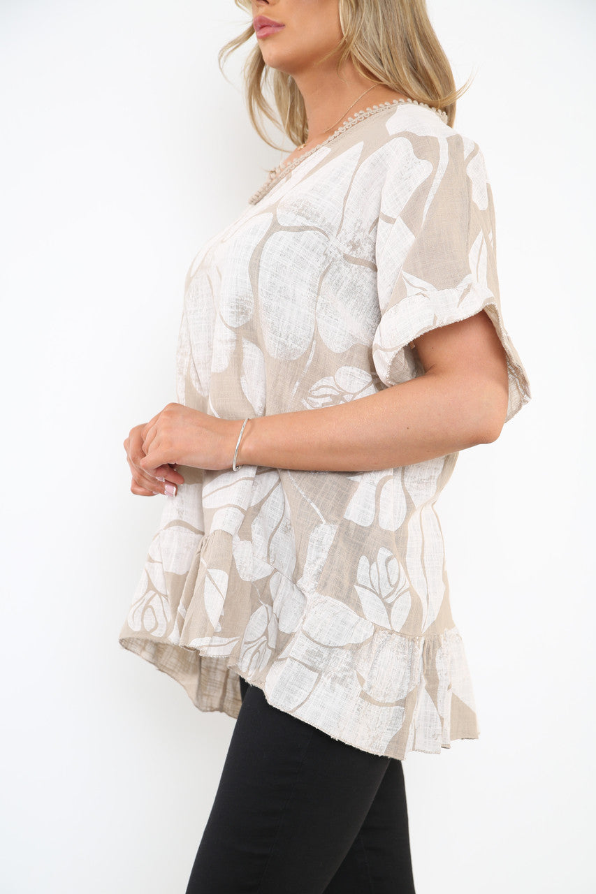Damesbloes Met Bloemenprint En Rucheszoom Steen