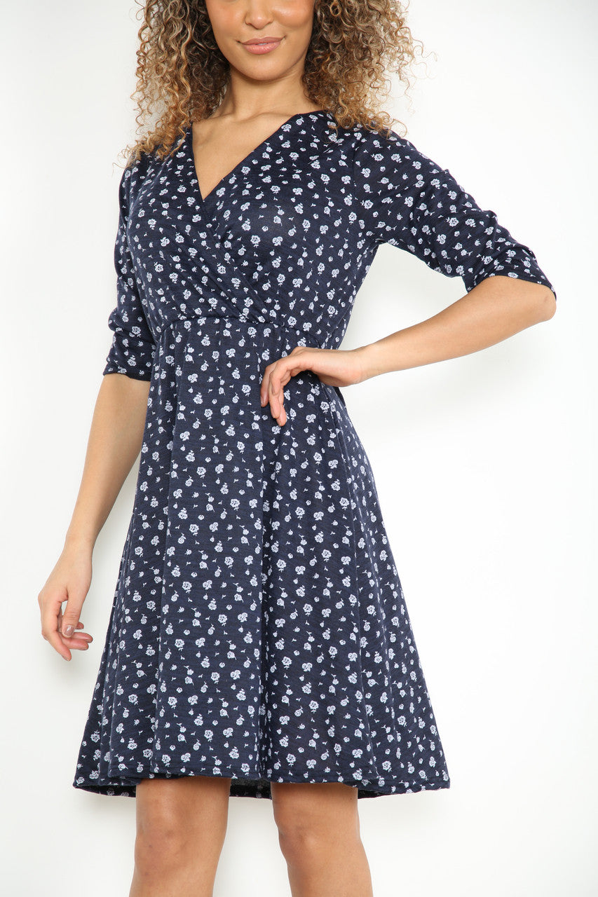 JURK MET ROZENPRINT, OVERSLAGSTIJL, ELASTISCHE TAILLE MARINEBLAUW