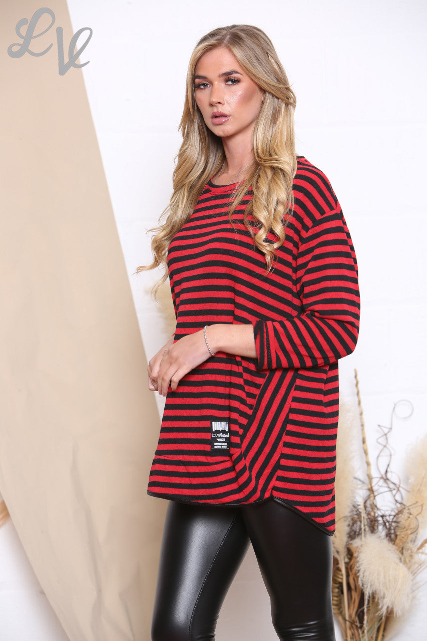 Dames gestreepte top met badge rood Prijs per eenheid €8,99